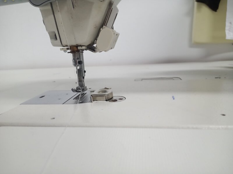 Vand masina de cusut industriala liniara